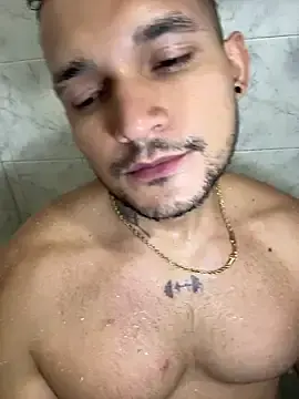 Stripchat Sex Cam of Marco_Vega