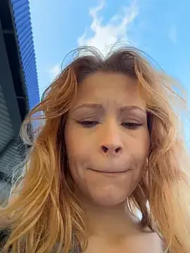 Stripchat Free Porn Cam of _Little_Ginger