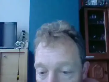 Stripchat Live Sex Cam of bertolini