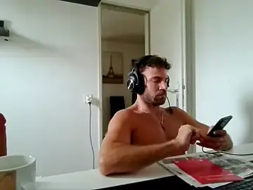 Stripchat Adult Webcam of alpha-hunk