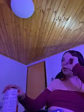 Stripchat Sex Chat of Karen18_boobs