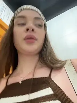 Stripchat Watch Live Sex Cams of KristiRich