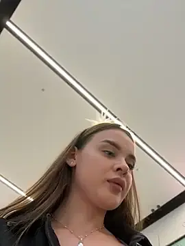 Stripchat Best live sex cam show of KristiRich