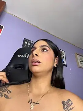 Stripchat Live Sex of charlotte_stevenss_