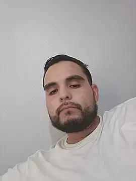 Stripchat Free Live Porn of fume_MX