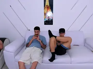 Stripchat Live Porn of brutal_sex_room2k