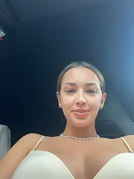 Stripchat Live Porn of TiffanyHouston_