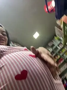 Stripchat Live Porn of Indira_Nahali1
