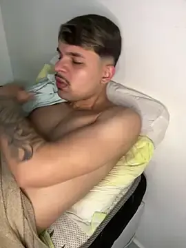 Stripchat Free Porn Cam of newdelight