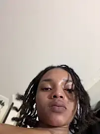 Stripchat Sex Cam of Ebony_love07