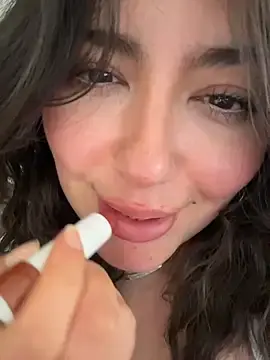 Stripchat Free Live Porn of sukhakunis1