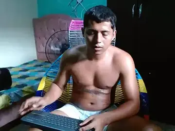 Stripchat Best live sex cam show of Lil_condor_baby