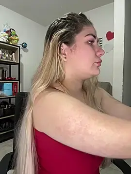 Stripchat Live Sex Cam of Celestedubois
