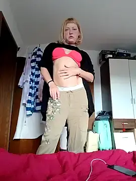 Stripchat Live Sex of LiluLiluLilu