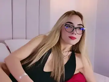 Stripchat Nude Webcam of Sarajonnes