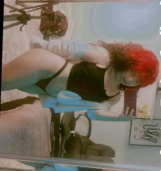 Lilyred_
