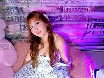 Stripchat Live Sex of little_doll18_