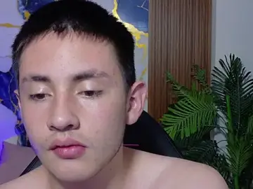 Stripchat Adult Webcam of Andres_Tay