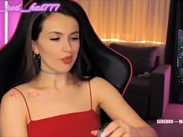Stripchat Live Sex Cam of -RED_HAT-