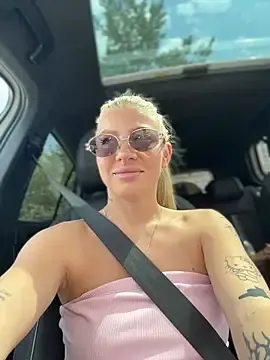 Stripchat Live Porn of NewLale