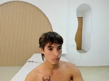 Stripchat Live Sex of kenshi_roa