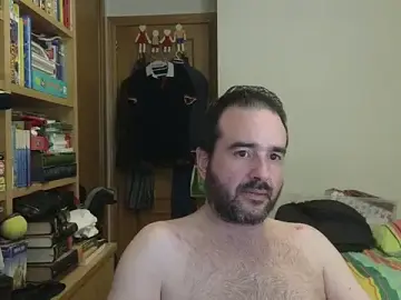 Stripchat Sex Cam of curiosillo83