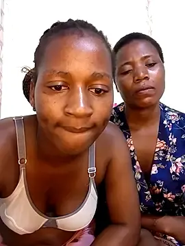 Stripchat Best Webcam of DimpleQueen_01