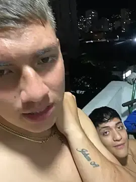 Stripchat Live Sex Cam of Emannuel__777