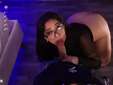 Stripchat Live Sex of KatlynRous