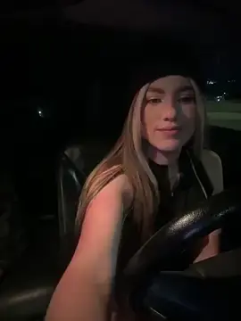 Stripchat Free Porn Cam of ARITOO_