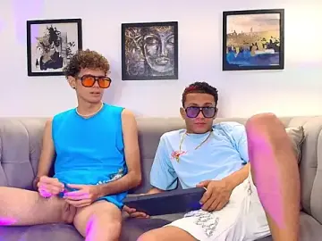 Stripchat Best live sex cam show of KING_BOYS2026