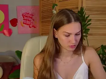 Stripchat Adult Webcam of Sweet_Emilya