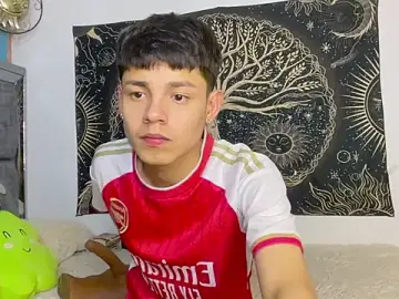 Stripchat Best live sex cam show of Andy_Belier23