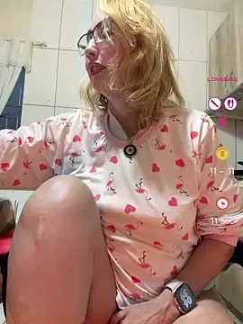 Stripchat Free Porn Cam of RAIRAsexy