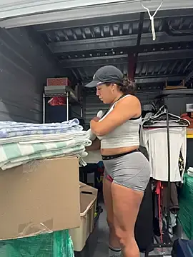 Stripchat Live Sex Cam of Bigbuttbrooklynn