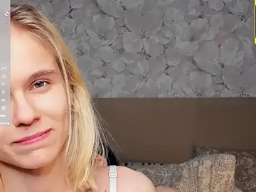 Stripchat Live Sex Cam of KarinStfleur