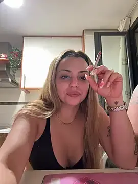 Stripchat Sex Chat of Noeliagglow