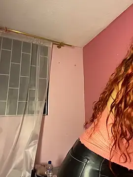 Stripchat Free Live Porn of PrettyChloe_