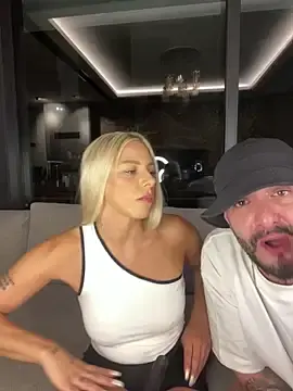 Stripchat Free Porn Cam of SexOnMyLvL