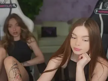 Stripchat Free Porn Cam of Zlata_Sky