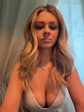 Stripchat Nude Webcam of Love_Bri