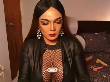 Stripchat Free Live Porn of Versatile_MsPatty