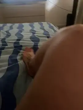 Stripchat Live Sex Cam of luna_14