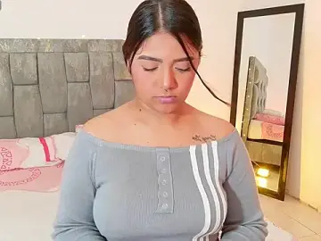 Stripchat Free Porn Cam of DIANEE_01