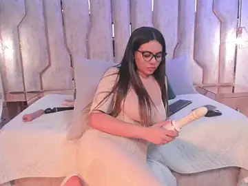 Stripchat Free Porn Cam of barbara_cambels