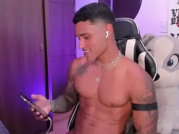 Stripchat Adult Webcams of Alessandro_Vanni