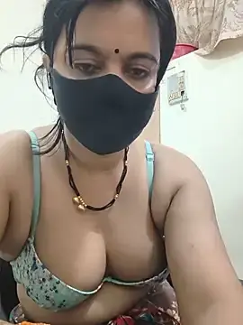 Stripchat Live Porn of HeartlessGirl
