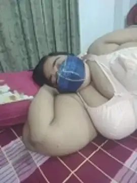 Stripchat Live Sex of momo_loves