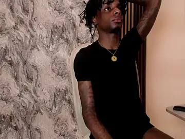 Stripchat Free Live Porn of malik_dominus
