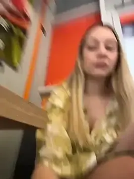 Stripchat Live Sex of SashaCatt